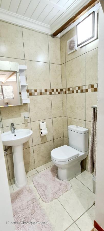 Mountain View Guesthouse Vanrhynsdorp Exterior foto